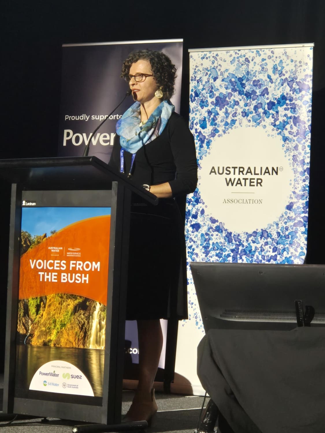 Nerida Horner presenting on NT water security progress at Voices from the Bush